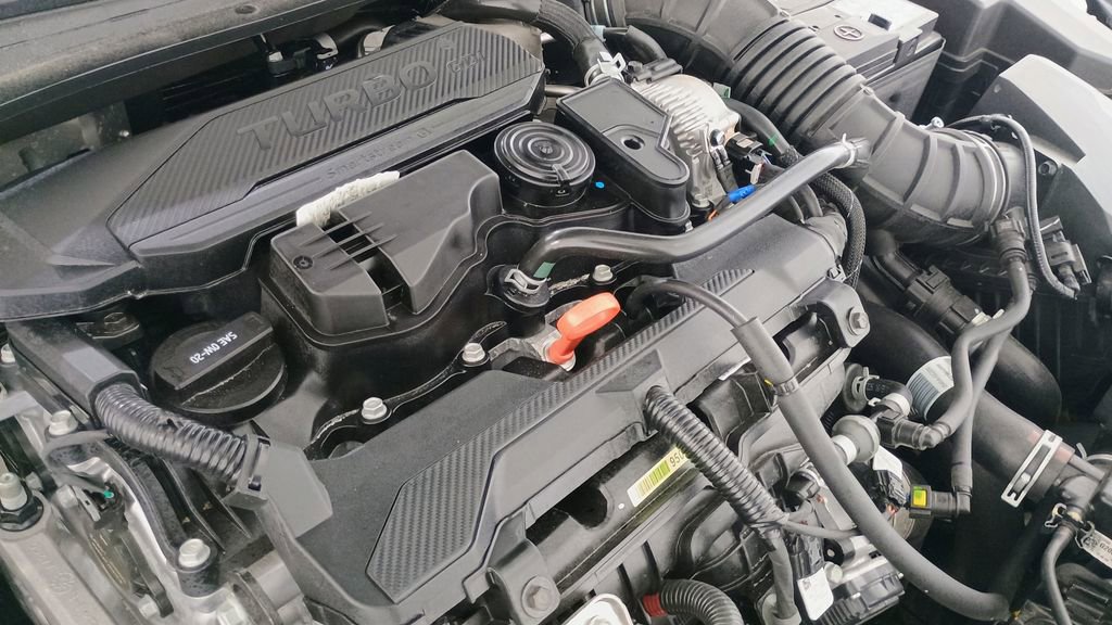 Used 2025 Kia K4 GT-Line Turbo image 9