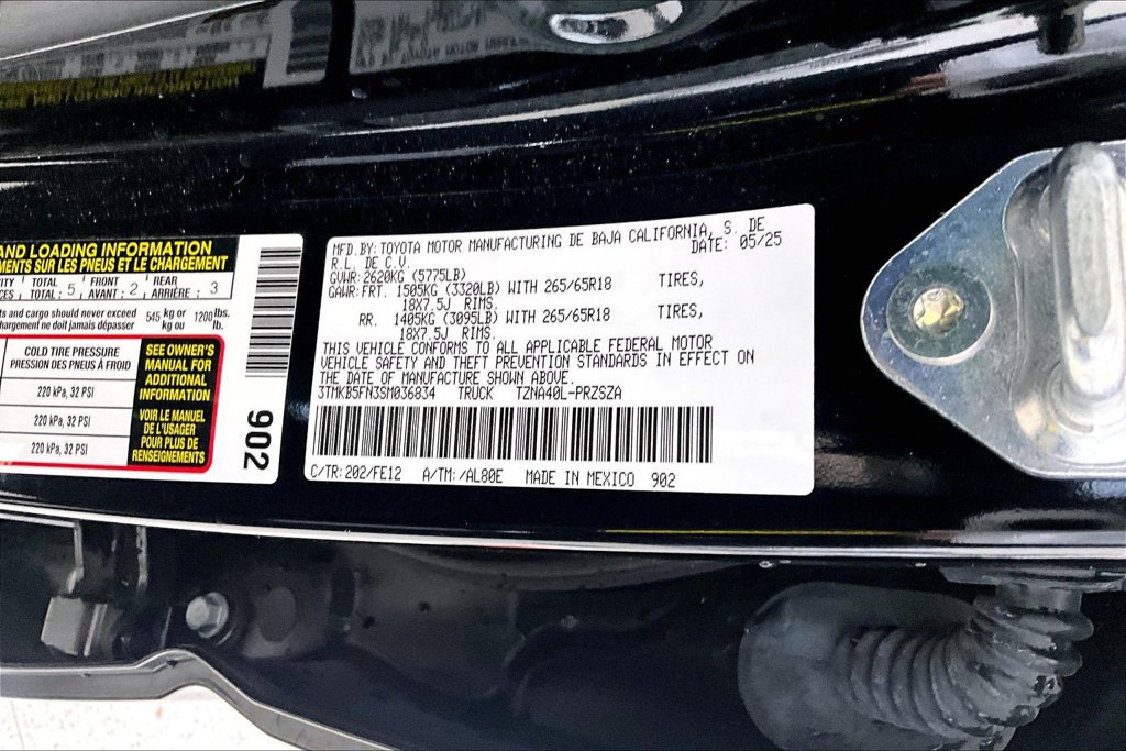 Used 2025 Toyota Tacoma TRD Sport RWD image 43