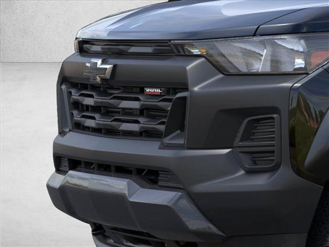 New 2026 Chevrolet Colorado Trail Boss w/ Midnight Edition AWD/4WD image 13
