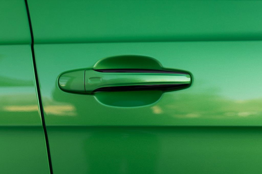 Used 2025 Bentley Bentayga image 19