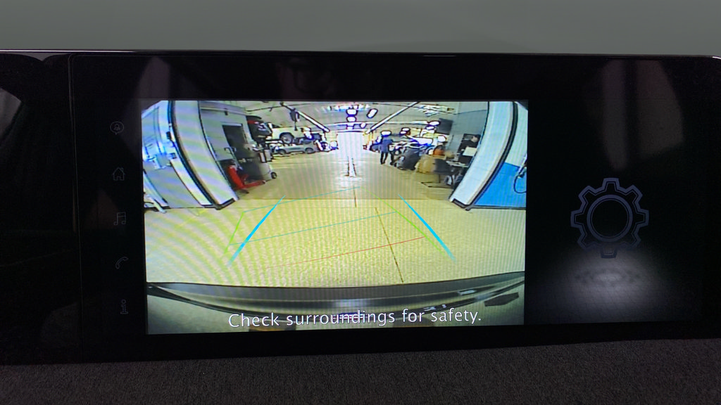 Used 2025 Nissan Kicks SV FWD image 13