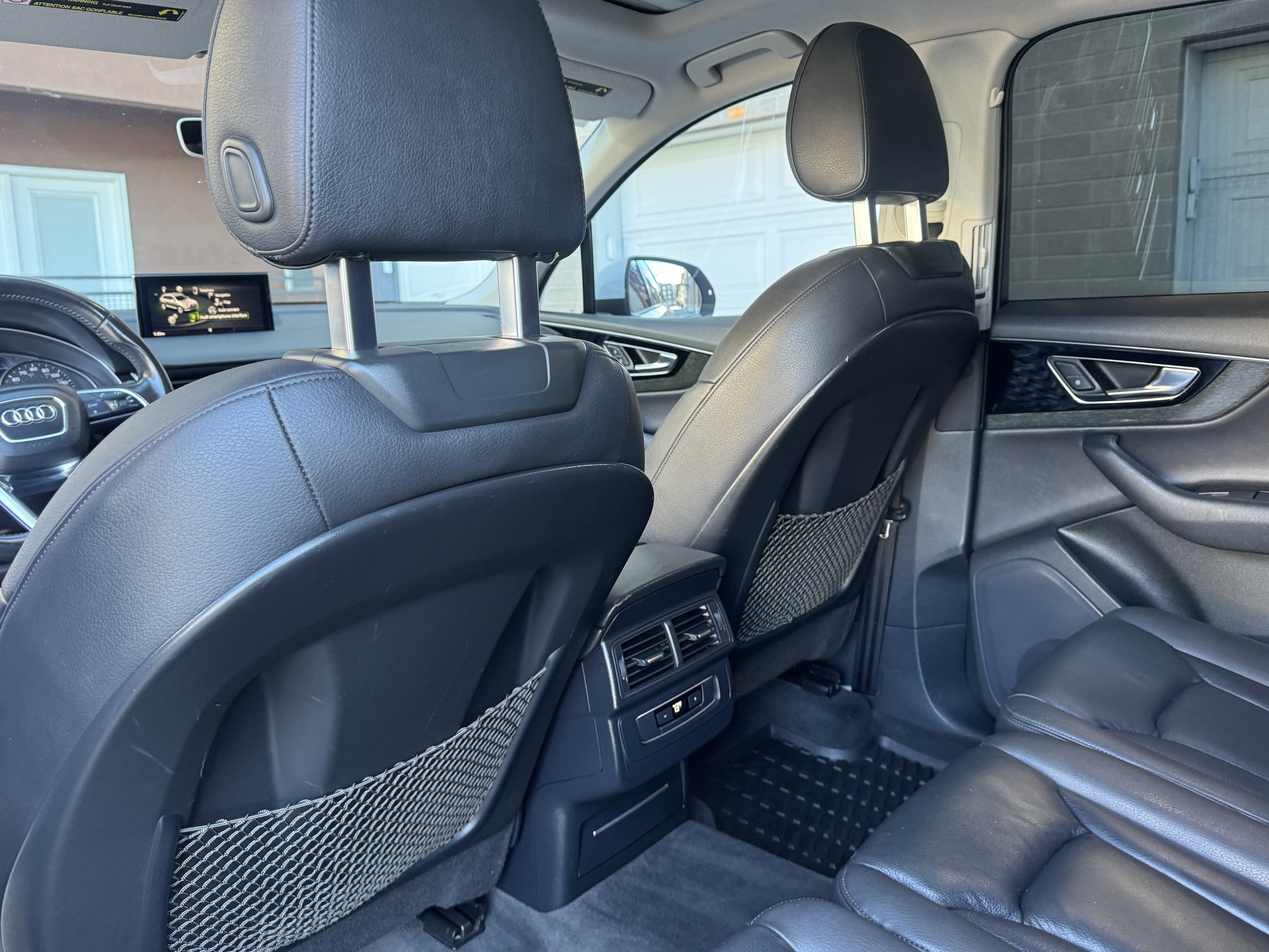 Used 2017 Audi Q7 3.0T Premium AWD/4WD image 28