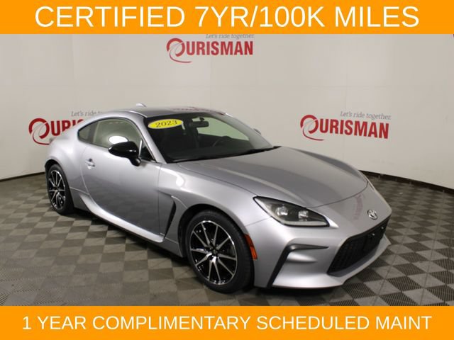 Used 2023 Toyota GR86 RWD image 9