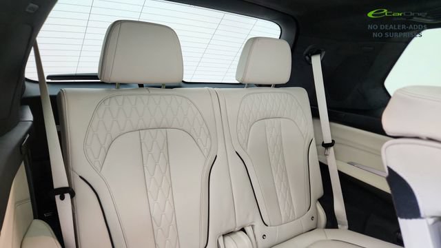 Used 2026 BMW X7 M60i AWD/4WD image 27