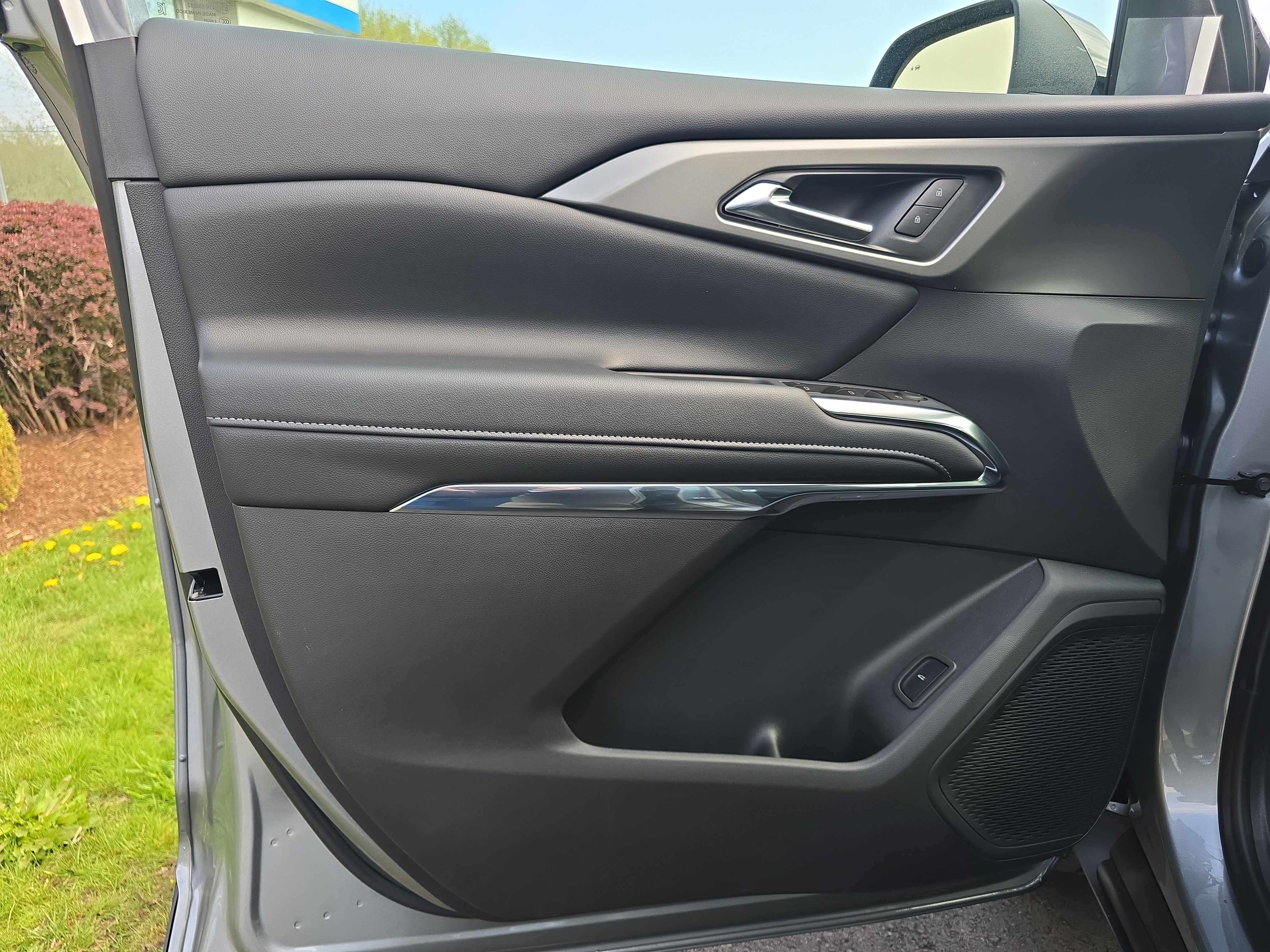 New 2026 Chevrolet Traverse LT AWD/4WD image 19