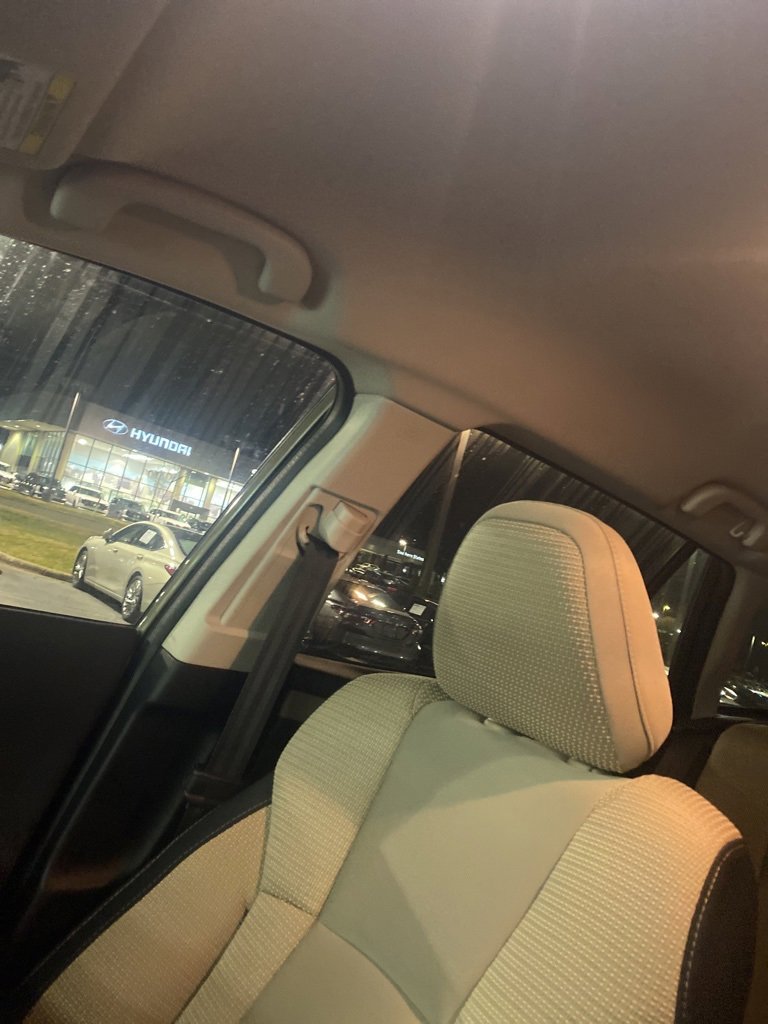 Used 2021 Subaru Outback Premium image 4