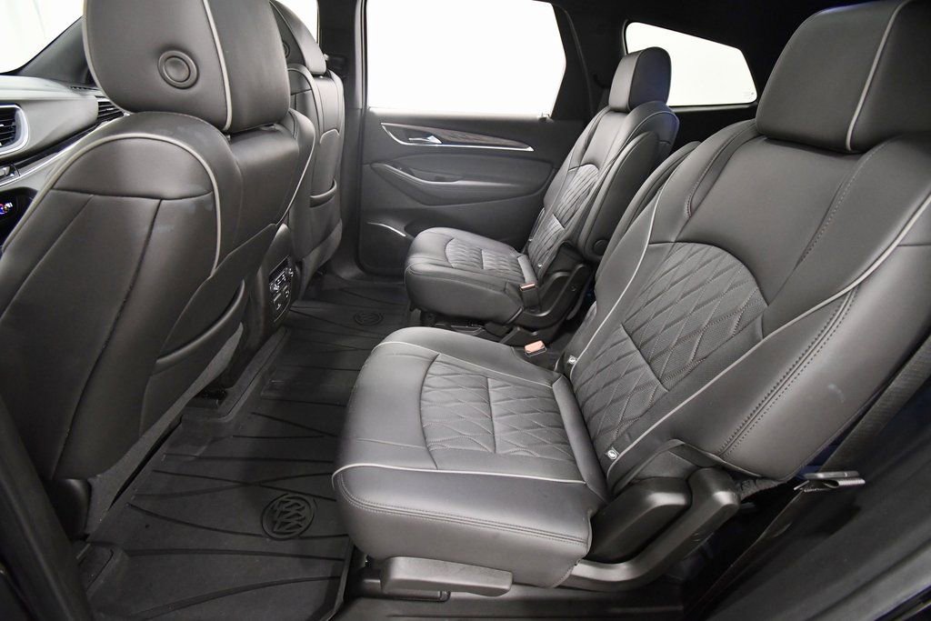 Used 2023 Buick Enclave Avenir w/ Trailering Package, 5000 lbs. image 15