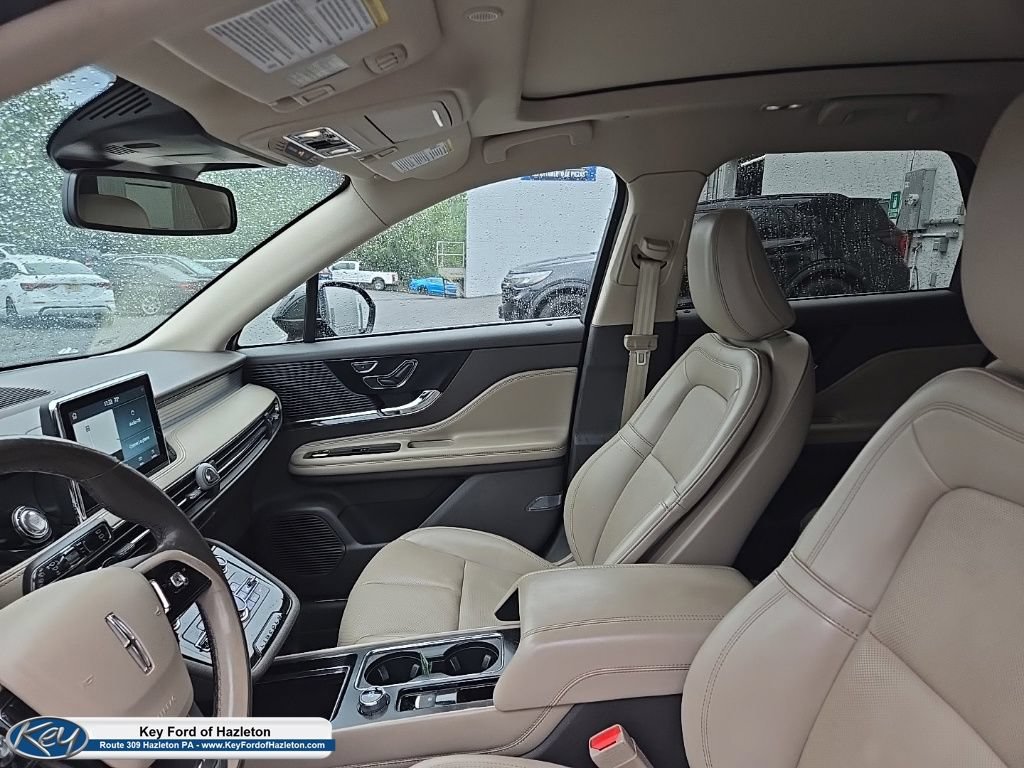 Used 2021 Lincoln Corsair AWD w/ Premium Package image 33