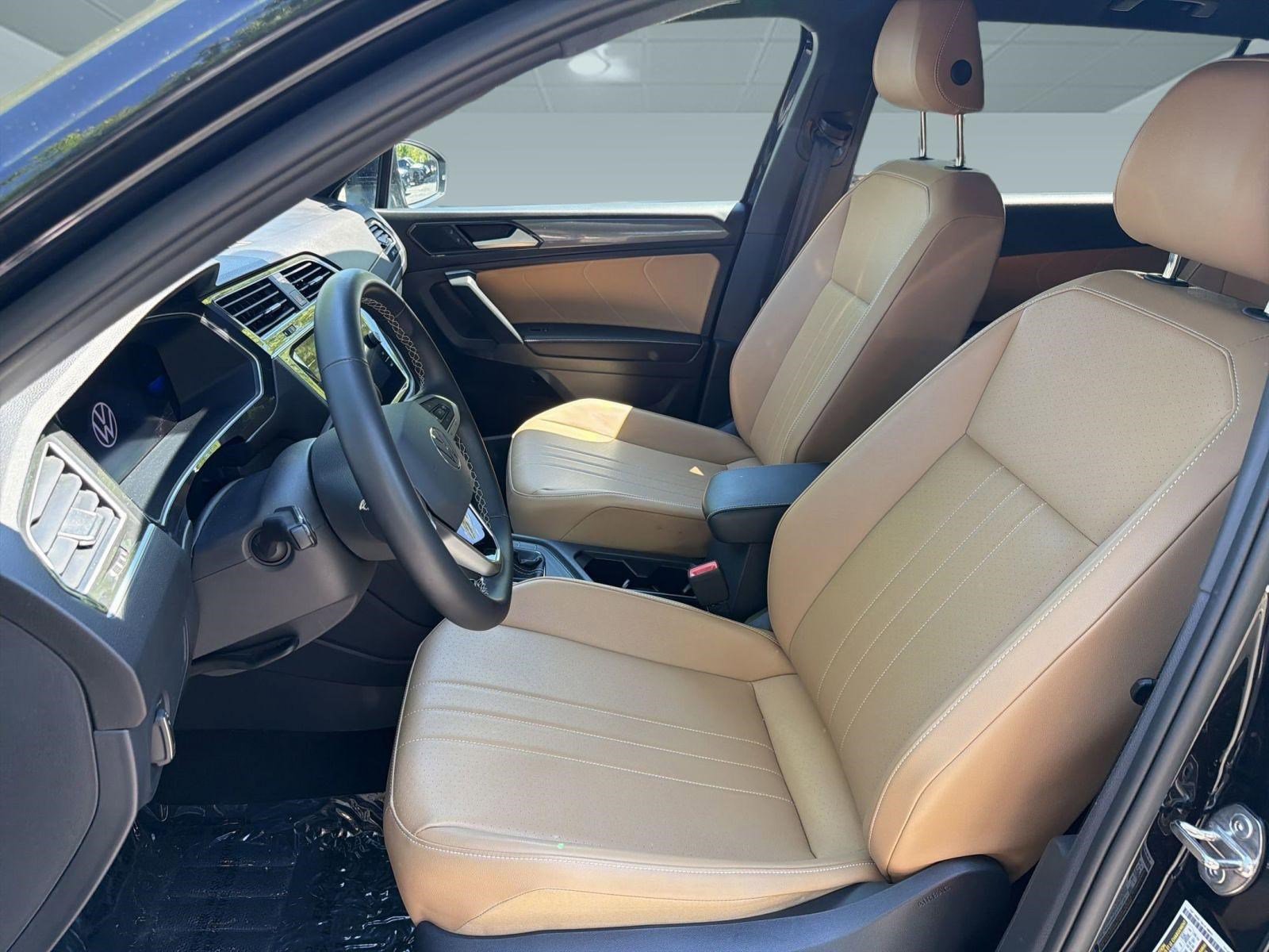 Used 2023 Volkswagen Tiguan SE FWD image 5