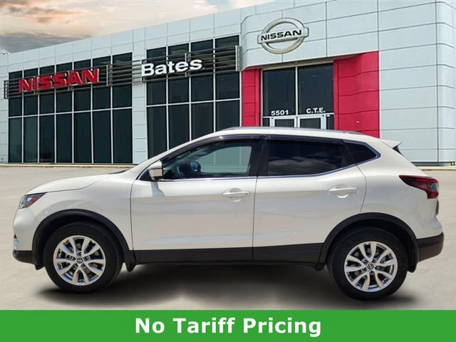 Used 2021 Nissan Rogue Sport SV w/ Technology Package FWD image 3