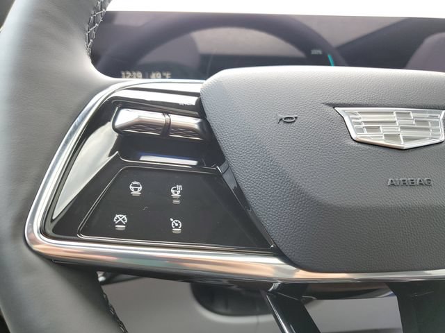New 2026 Cadillac Optiq Luxury 1 w/ LPO, Floor Liner Package AWD/4WD image 11