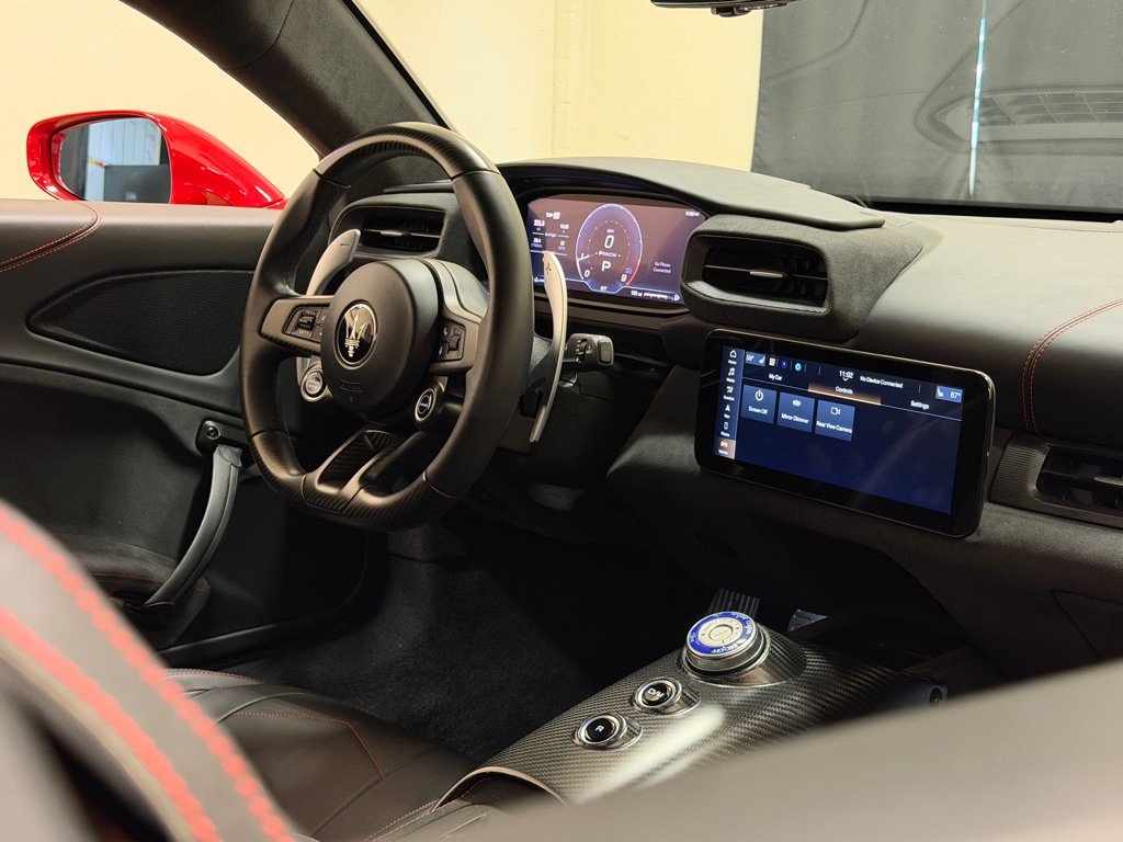 Used 2022 Maserati MC20 Coupe RWD image 19