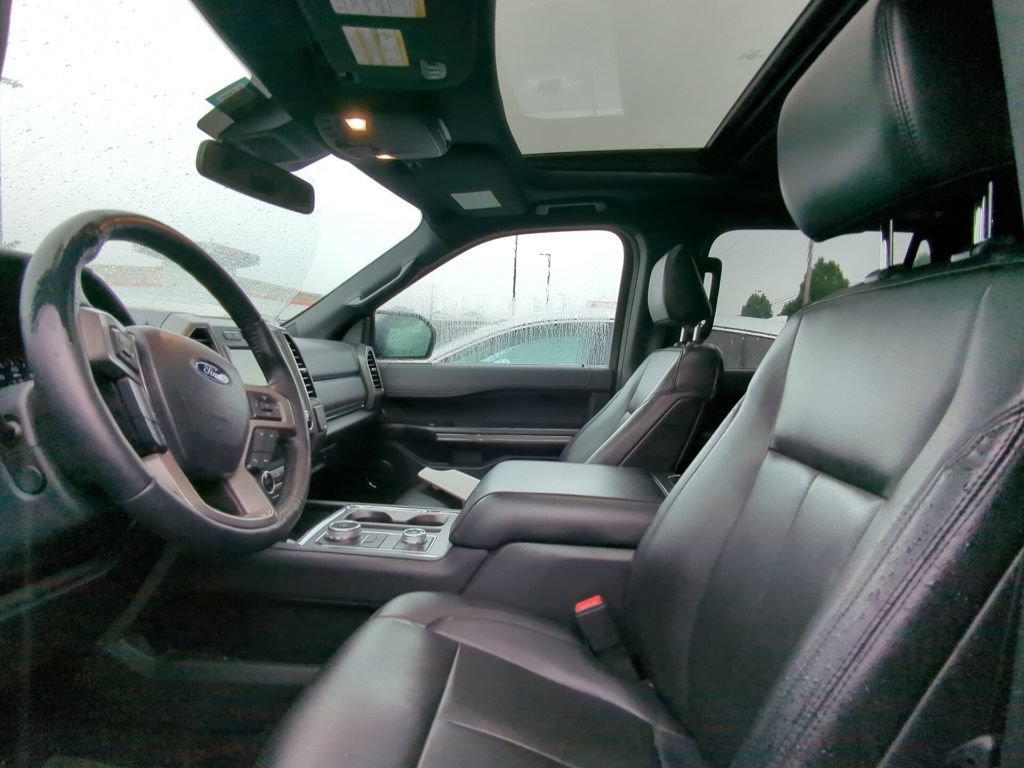 Used 2021 Ford Expedition XLT AWD/4WD image 6