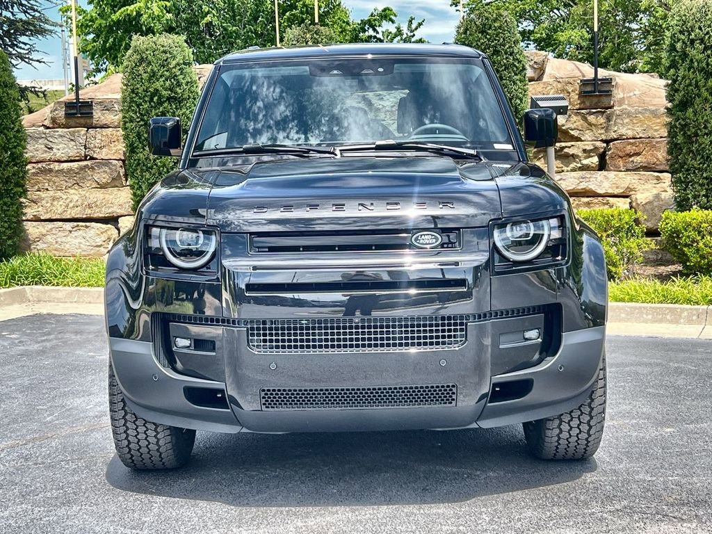 Used 2026 Land Rover Defender 110 S AWD/4WD image 8