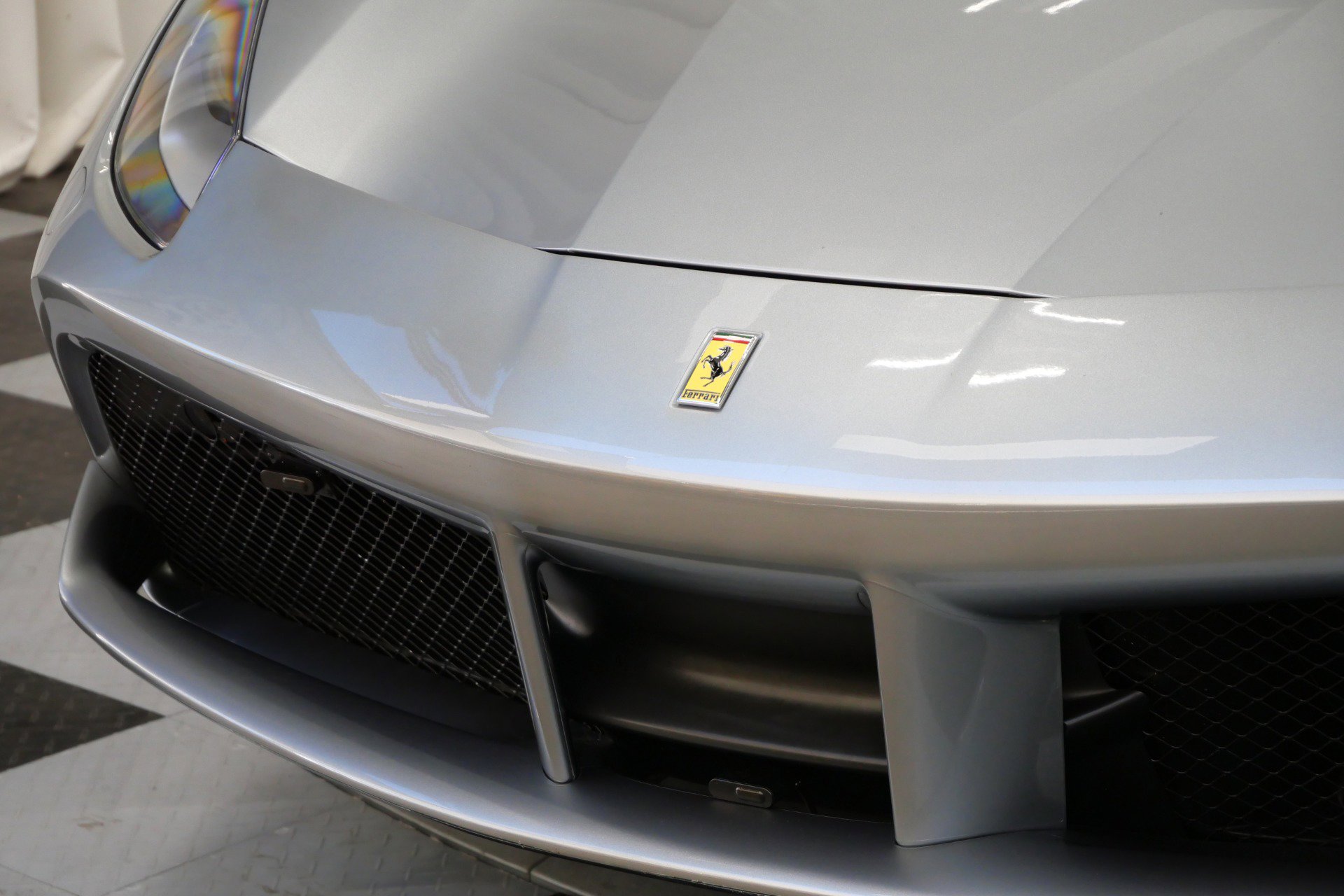 Used 2018 Ferrari 488 GTB image 55