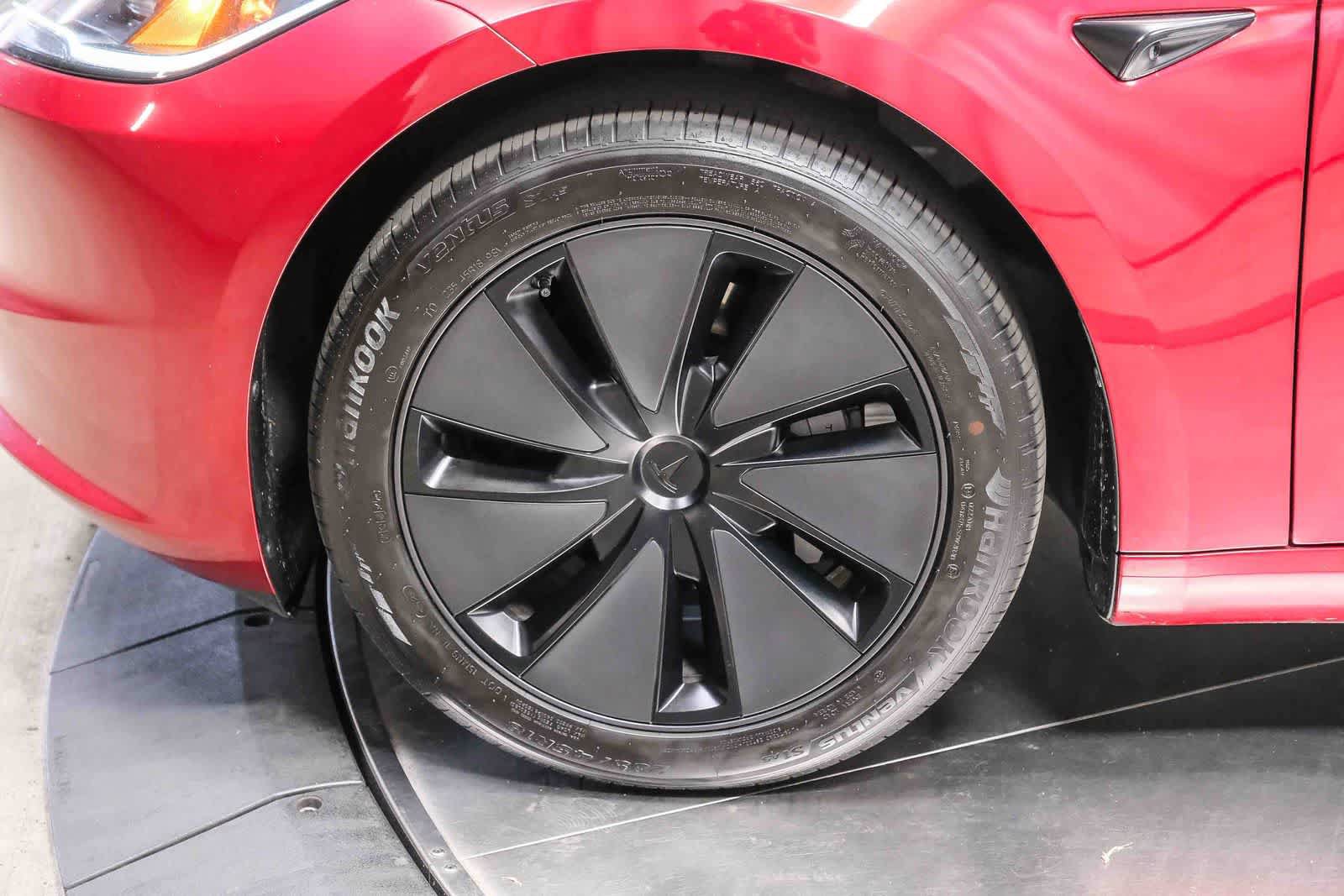 Used 2024 Tesla Model 3 Standard Range RWD image 10