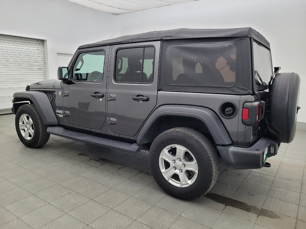 Used 2018 Jeep Wrangler Unlimited Sport S AWD/4WD image 3