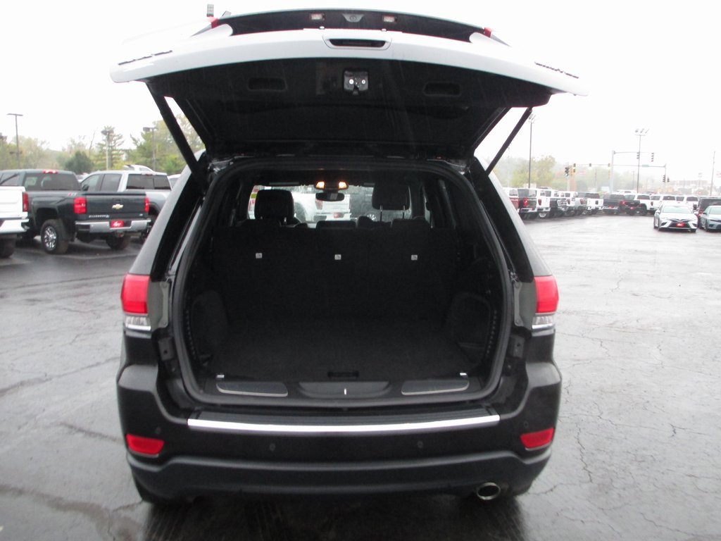 Used 2018 Jeep Grand Cherokee Limited image 6