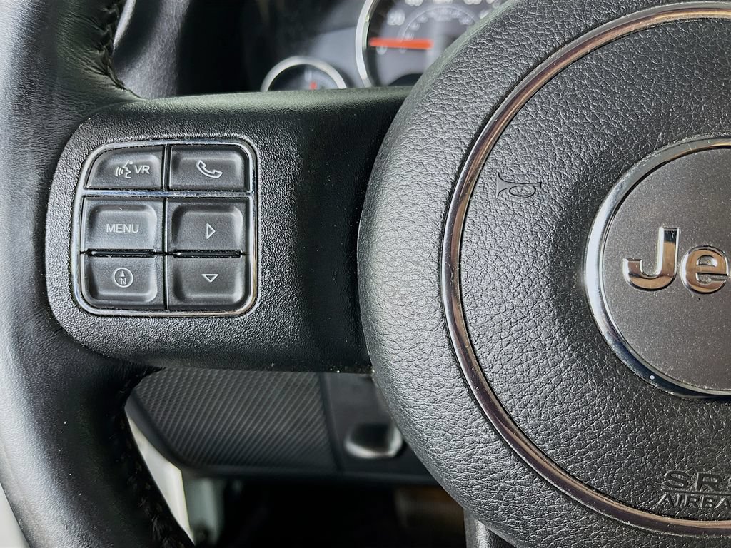Used 2017 Jeep Wrangler Unlimited Sahara w/ Dual Top Group AWD/4WD image 14