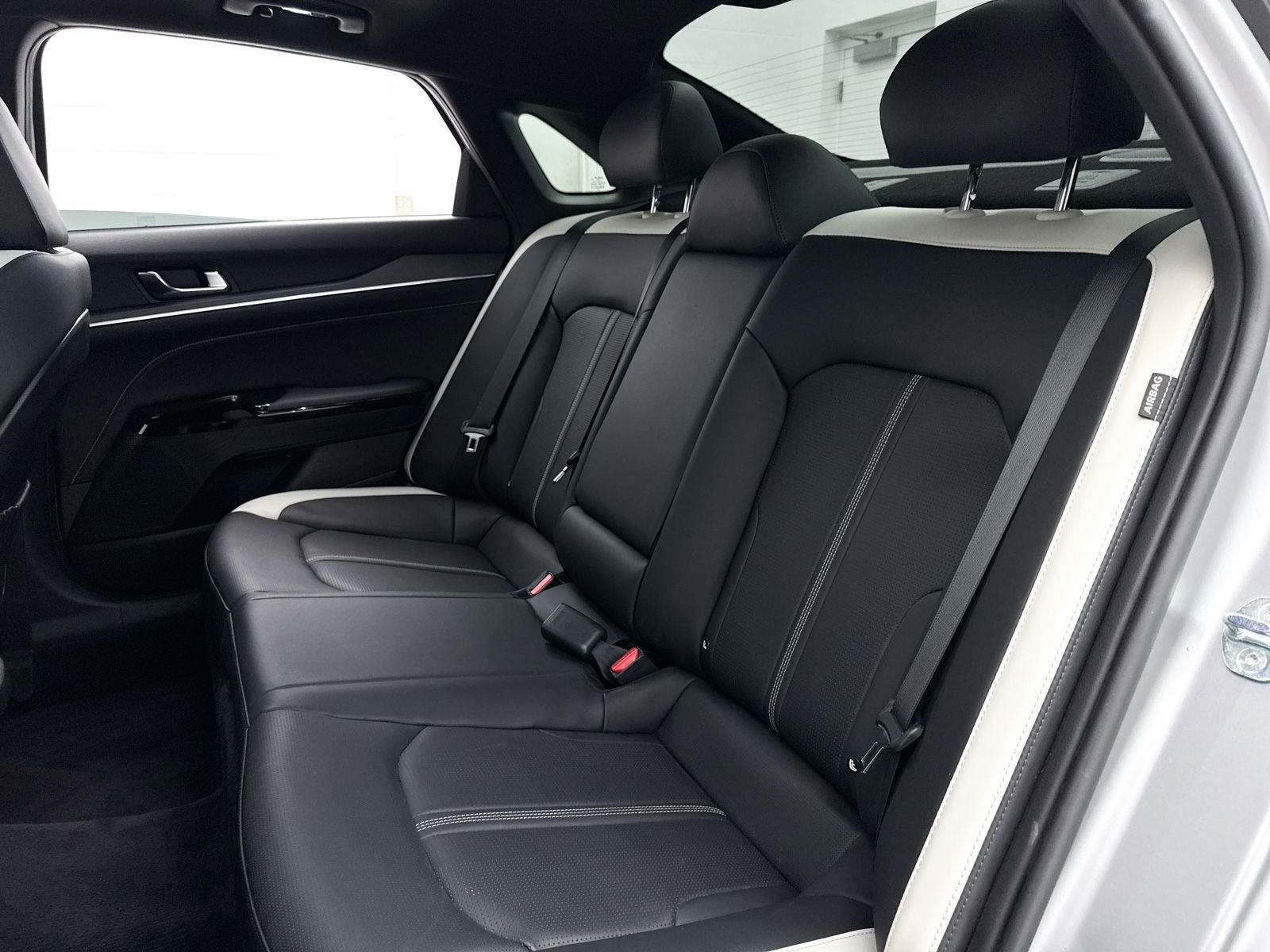 Used 2025 Kia K5 GT-Line w/ GT-Line Premium Package image 32