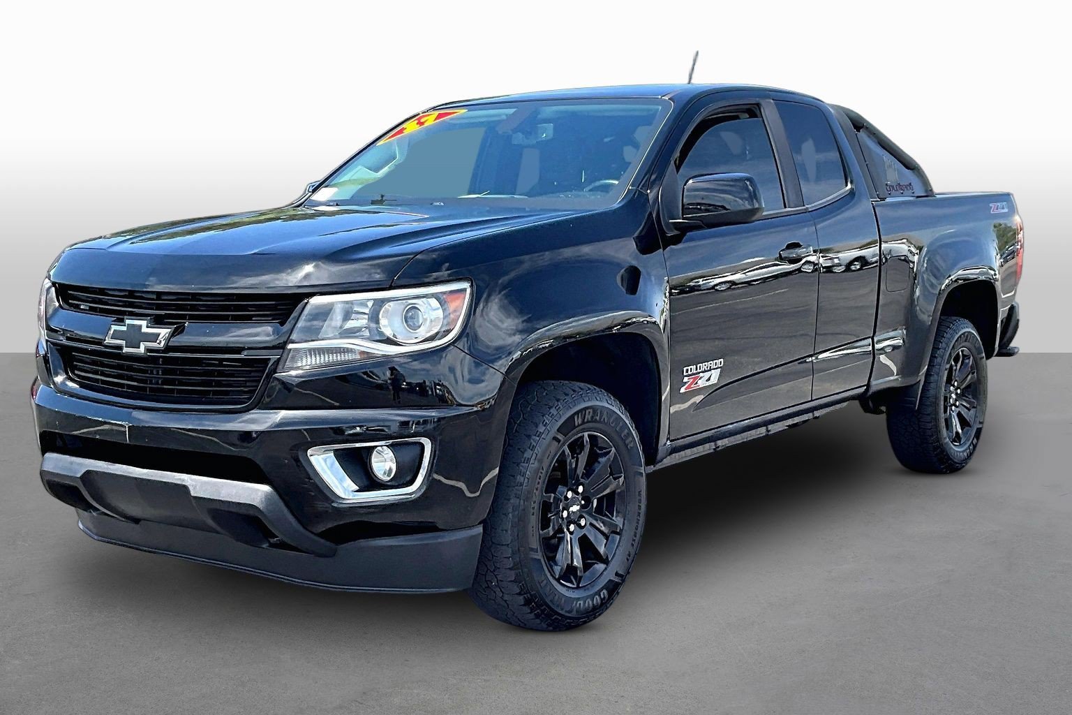 Used 2017 Chevrolet Colorado Z71 w/ Z71 Midnight Edition
