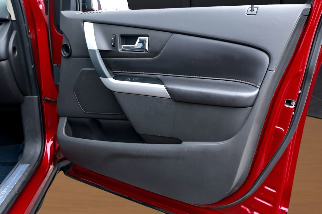 Used 2013 Ford Edge Limited image 19