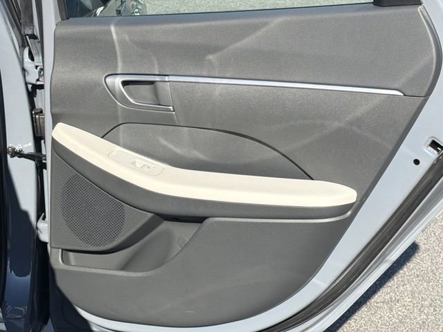 Certified 2025 Hyundai Sonata SE image 16