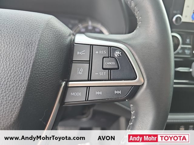 Used 2023 Toyota Highlander LE FWD image 17