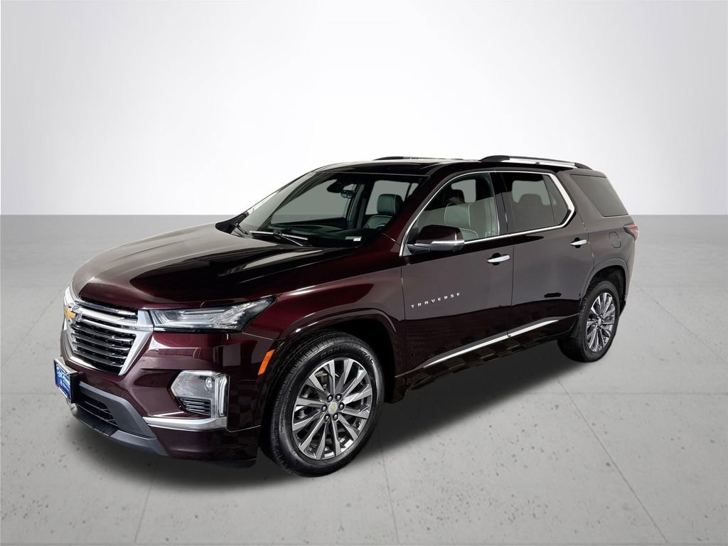 Used 2023 Chevrolet Traverse Premier image 2