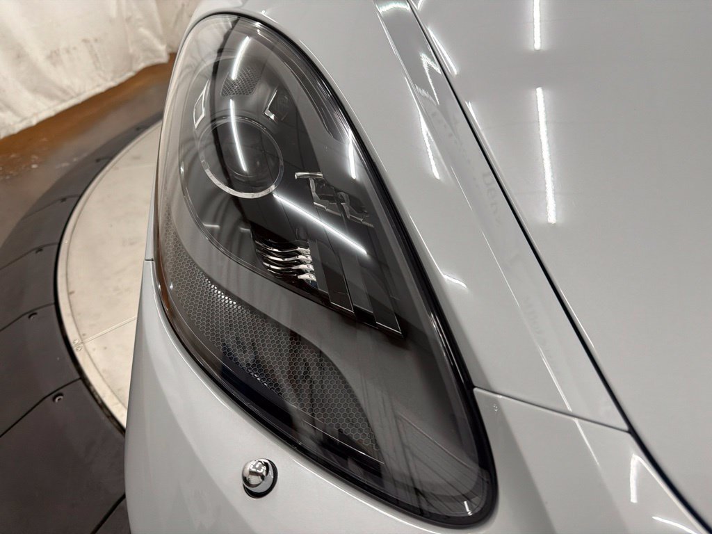 Used 2025 Porsche 718 Cayman RWD image 11