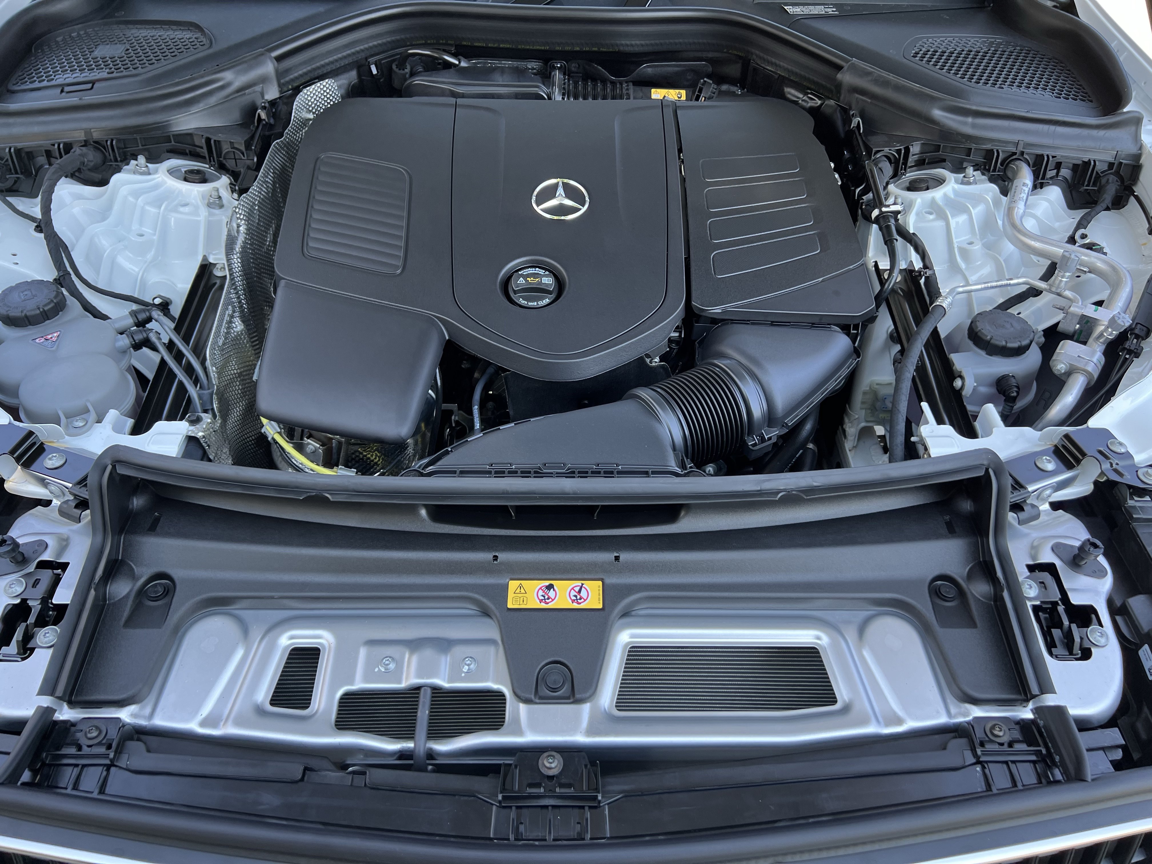 New 2027 Mercedes-Benz GLC 300 image 36