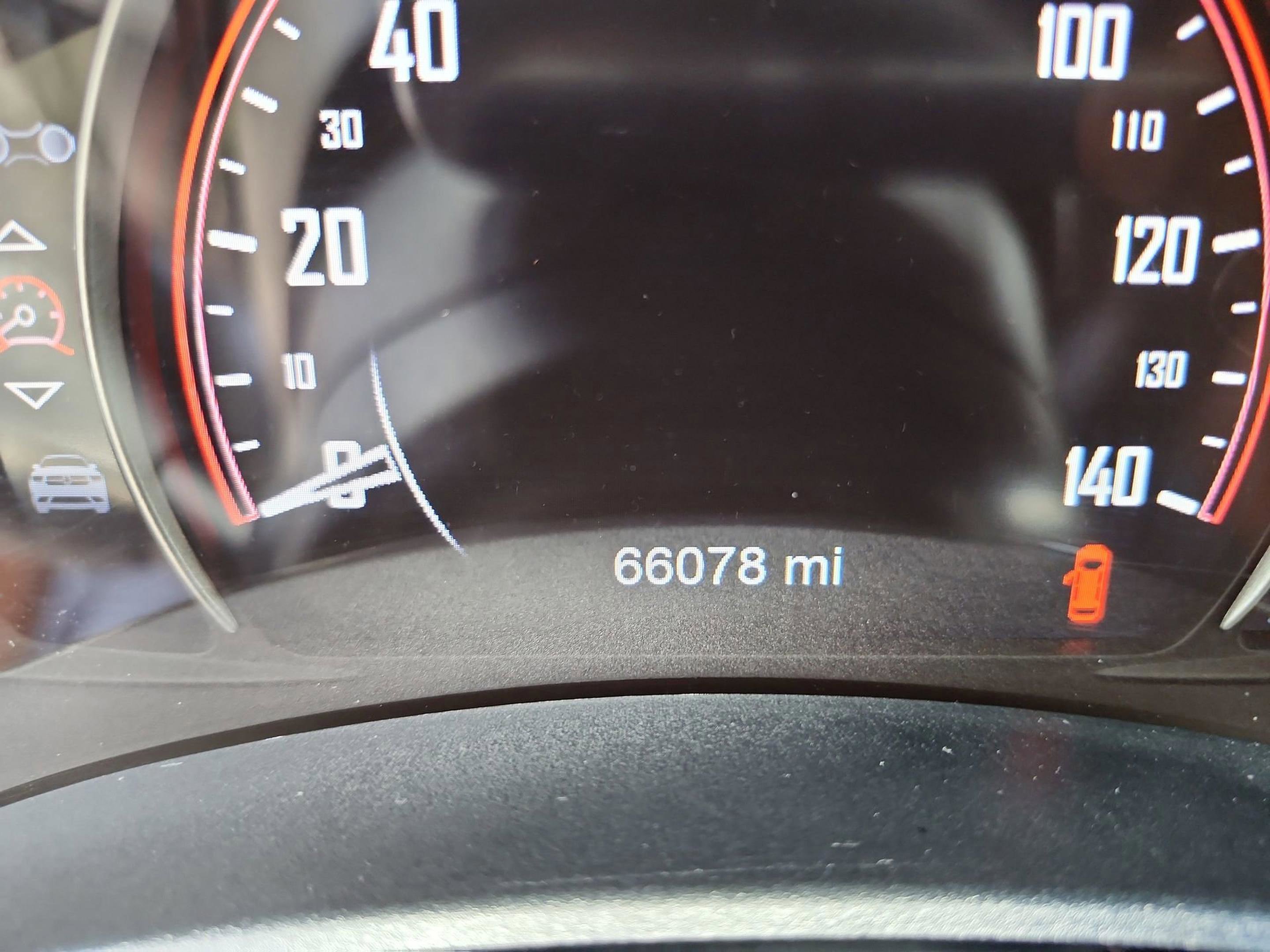 Used 2022 Dodge Durango GT image 31