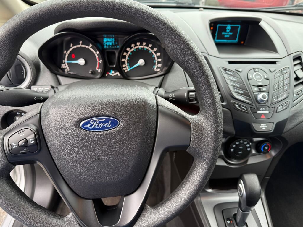 Used 2017 Ford Fiesta S image 15