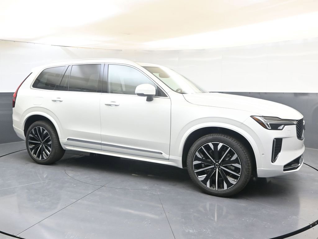 New 2026 Volvo XC90 B6 Plus w/ Protection Package Premier image 7