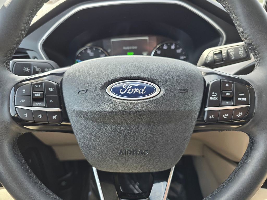 Used 2022 Ford Escape SEL image 24