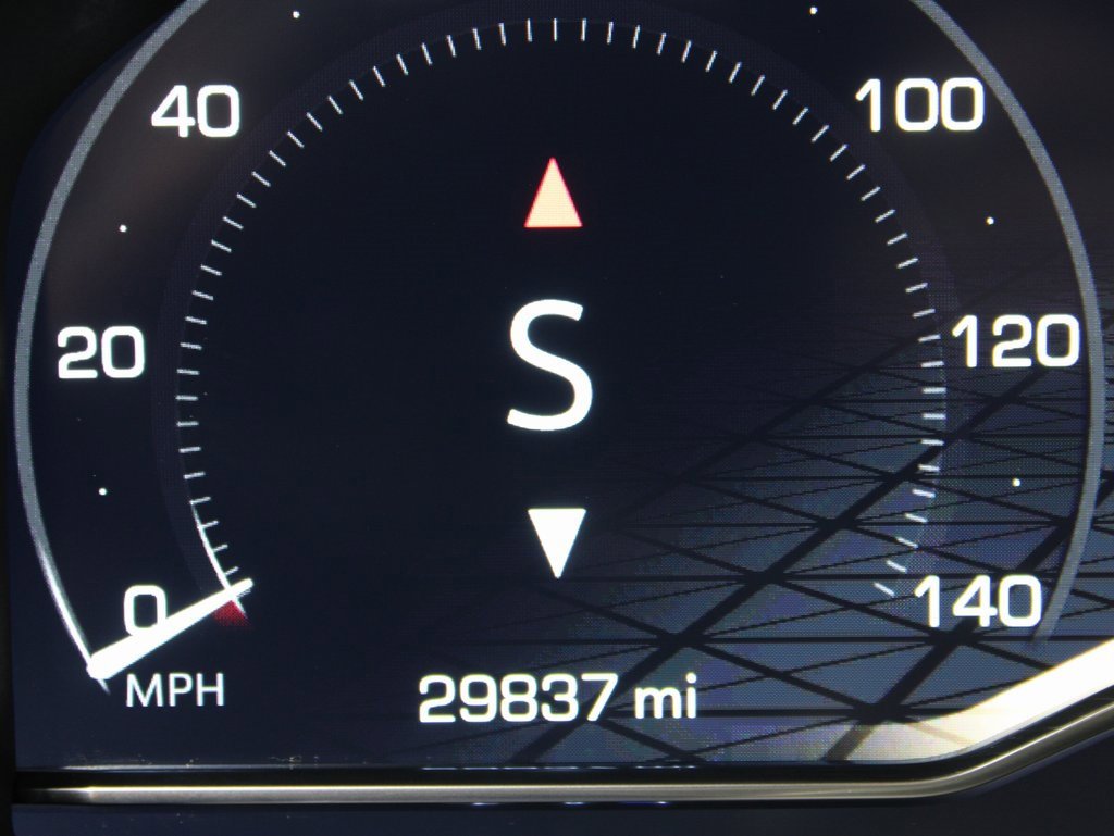 Used 2024 GMC Sierra 1500 AT4 w/ AT4 Preferred Package image 12