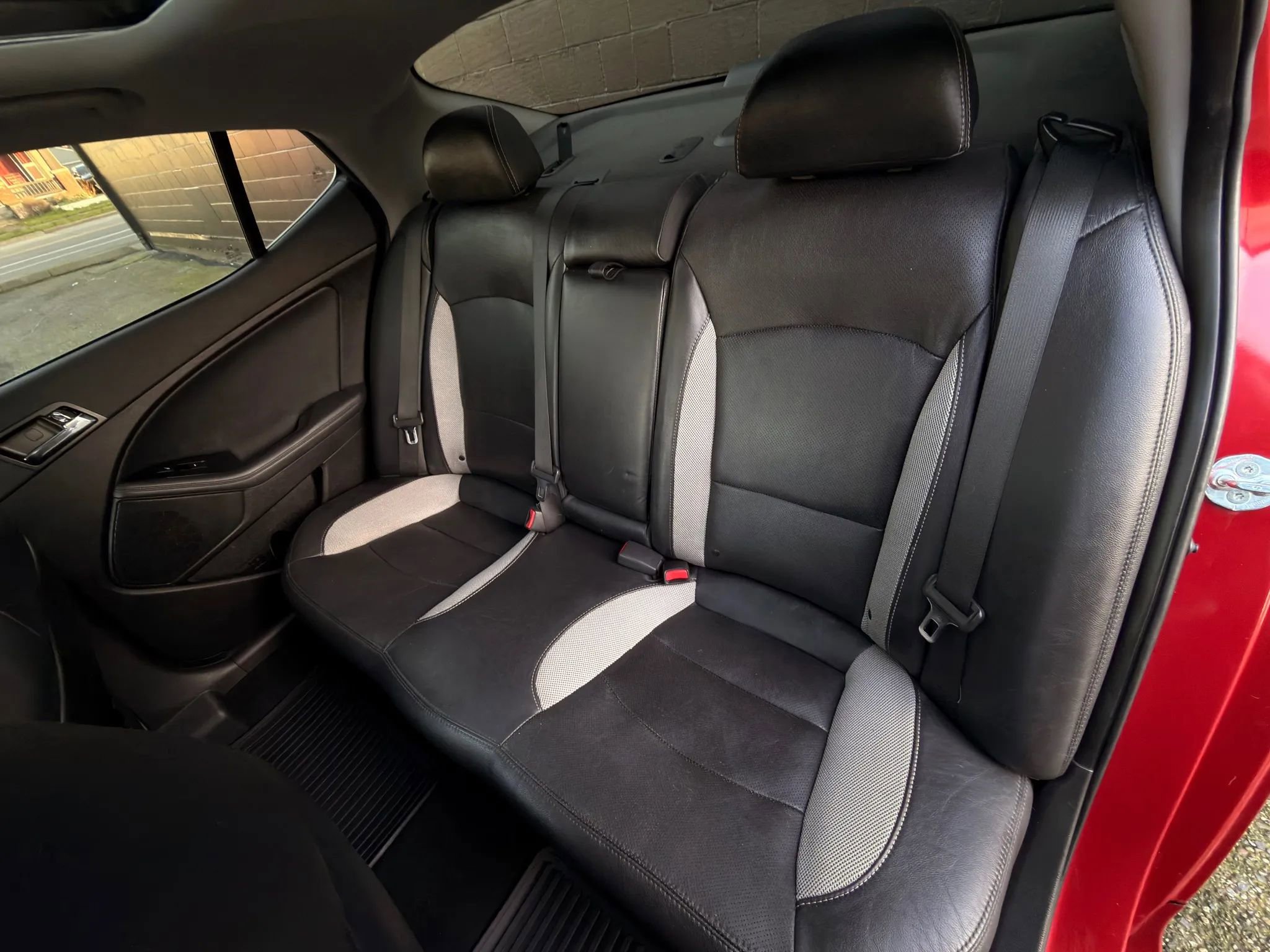 Used 2012 Kia Optima SX w/ Premium Touring Pkg image 41