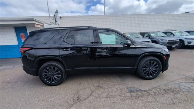 Certified 2023 Chevrolet Traverse RS image 9