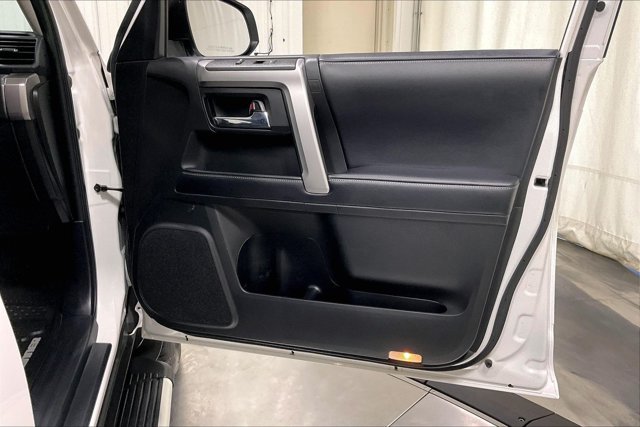 Used 2019 Toyota 4Runner SR5 Premium AWD/4WD image 24