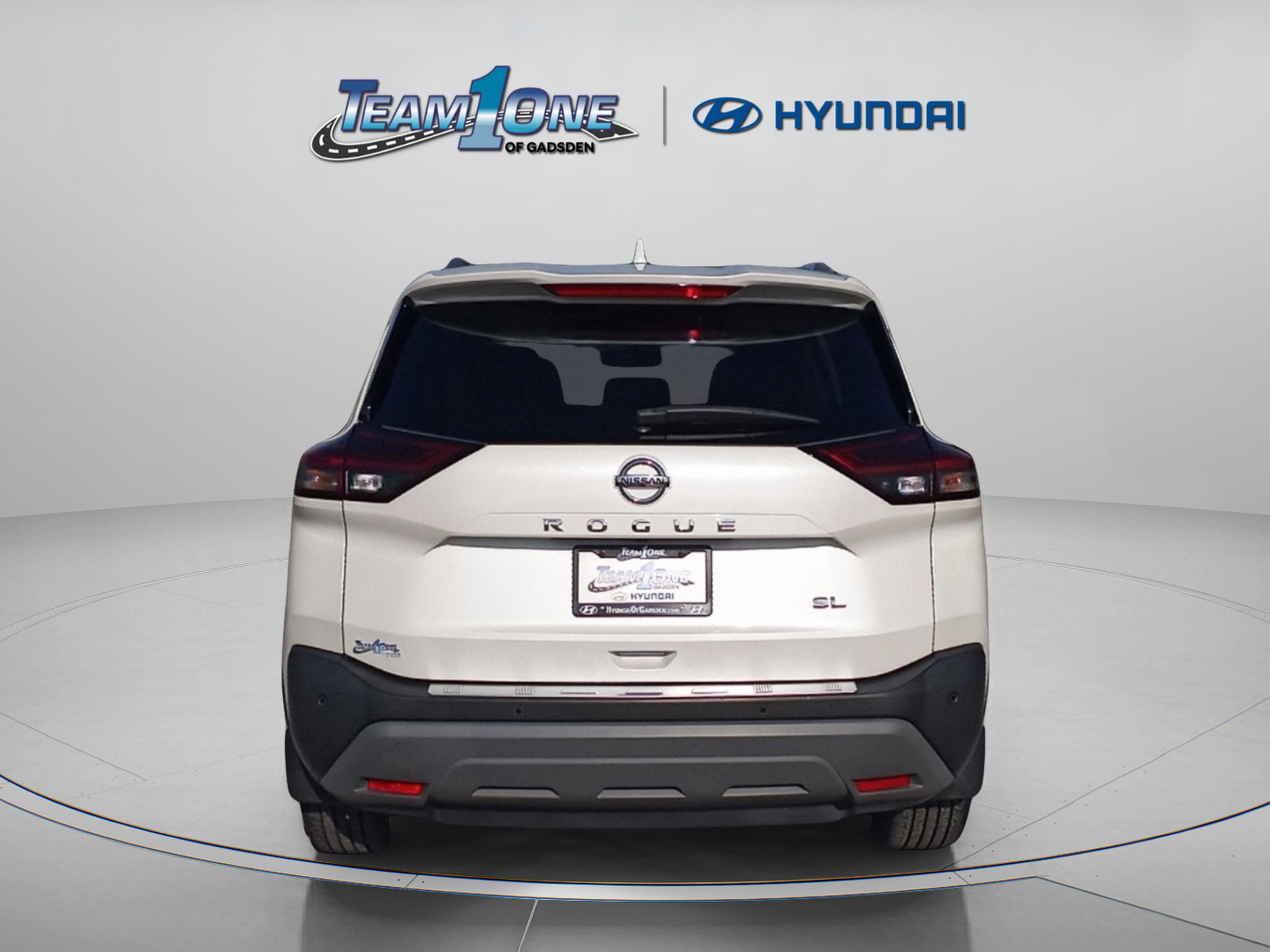 Used 2021 Nissan Rogue SL w/ Premium Package image 7