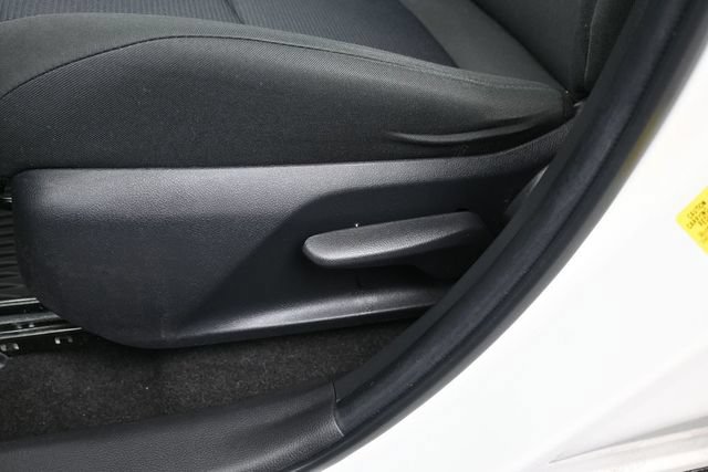 Used 2023 Toyota RAV4 LE AWD/4WD image 19