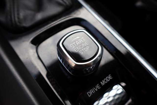 Used 2021 Volvo V60 T5 Cross Country w/ Climate Package image 17