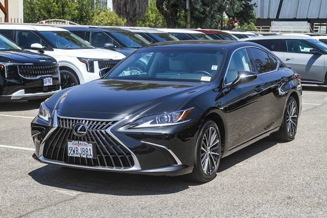 Used 2025 Lexus ES 300h w/ Premium Package FWD image 5