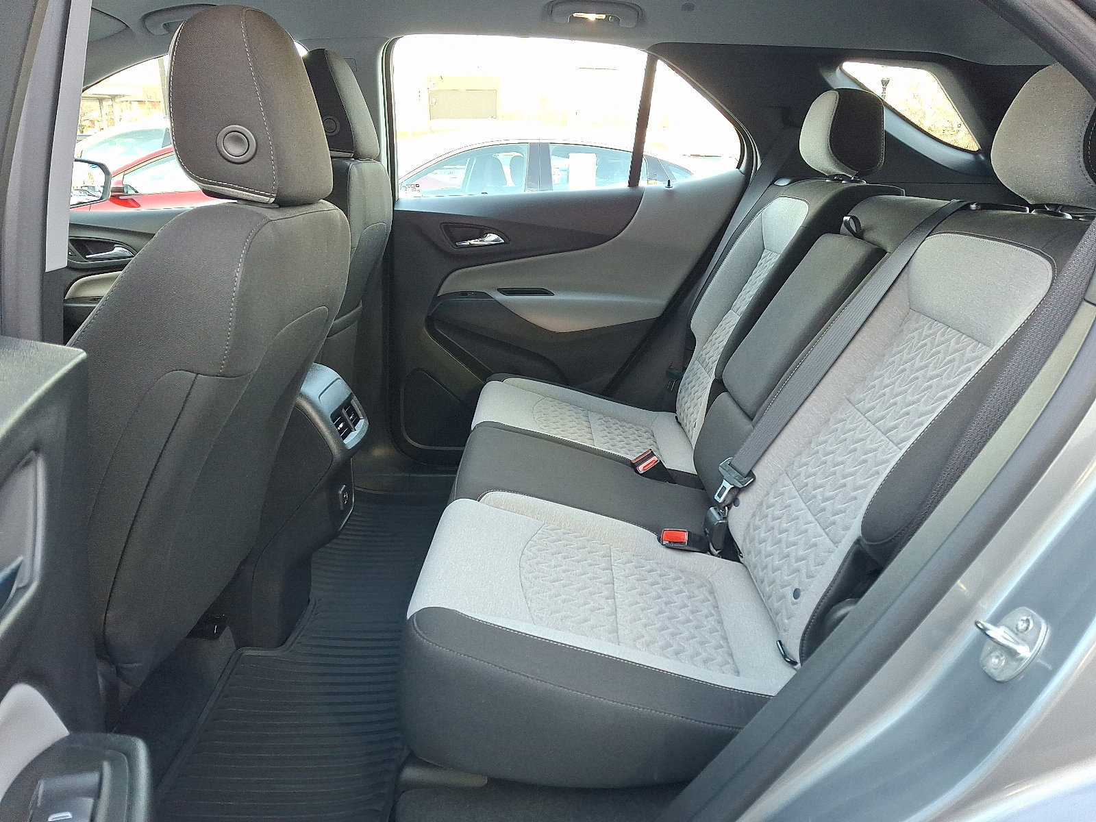 Used 2023 Chevrolet Equinox LS image 11