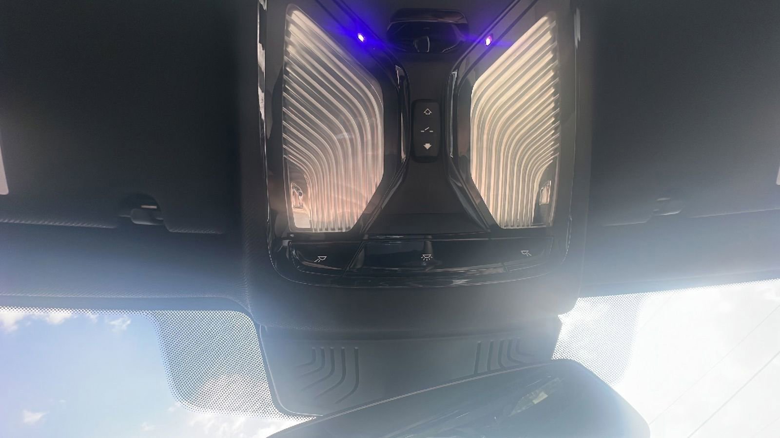 Used 2018 BMW 540i xDrive image 45