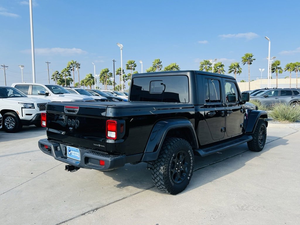 Used 2023 Jeep Gladiator Sport image 6