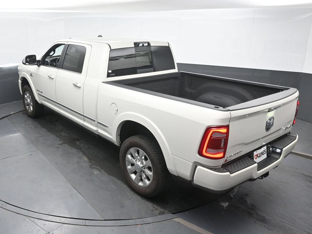 Used 2022 RAM 2500 Limited AWD/4WD image 39
