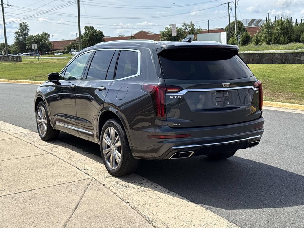 Used 2023 Cadillac XT6 Premium Luxury w/ Technology Package AWD/4WD image 23