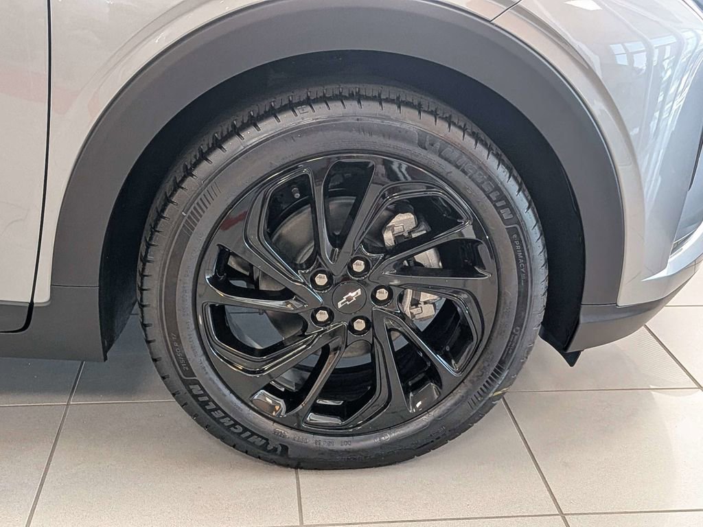 New 2027 Chevrolet Bolt RS image 9