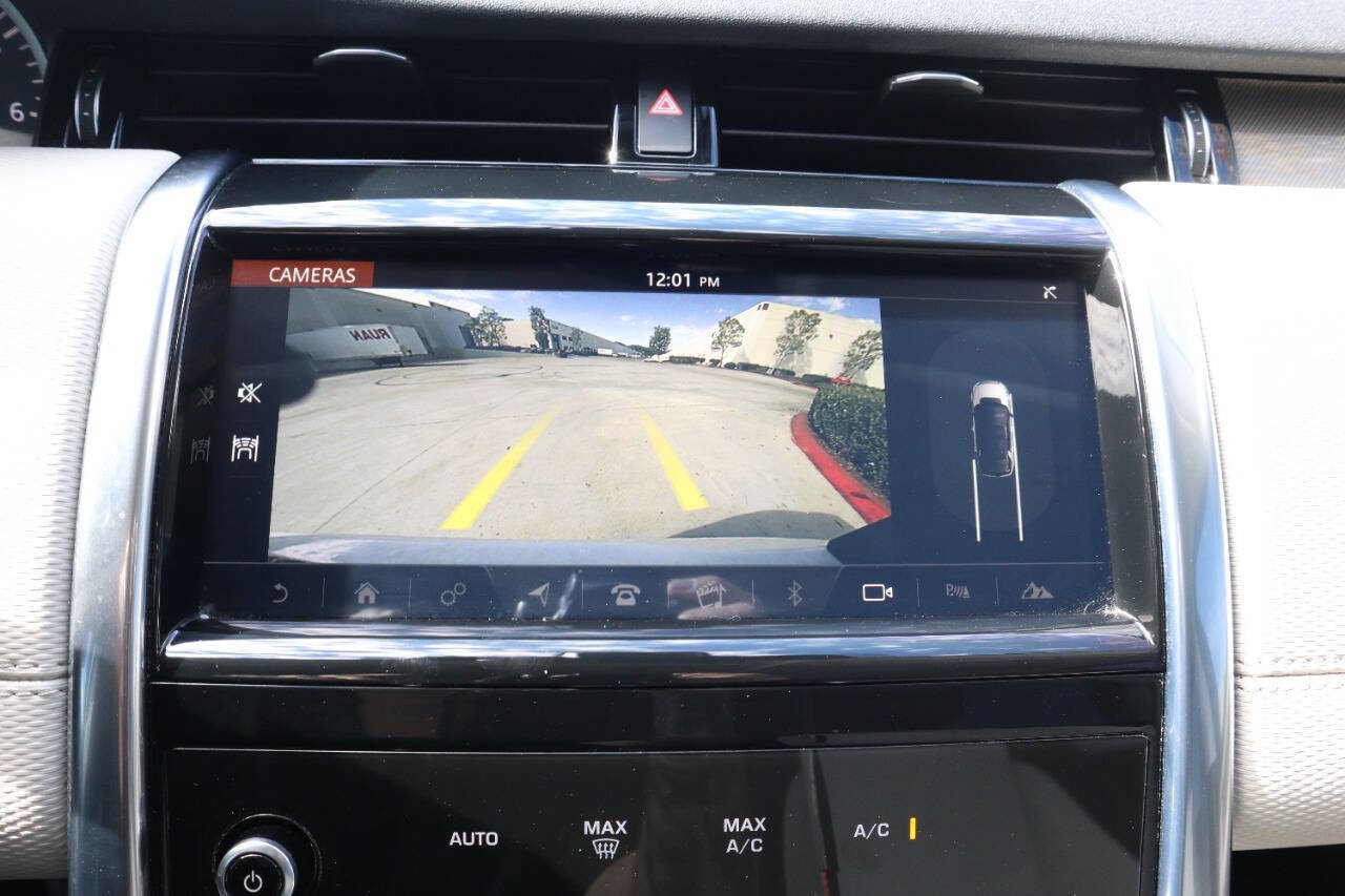 Used 2020 Land Rover Discovery Sport S R-Dynamic image 3